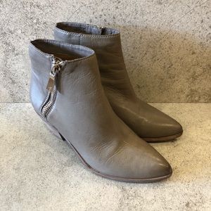 FRYE Lila Zip Short Grey Ankle Boots, 8.5